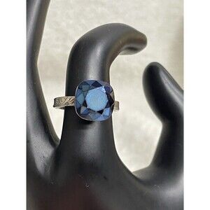 YONI Z Blue Iridescent Crystal Pewter Ring.  Minimalist Protection SZ 7
